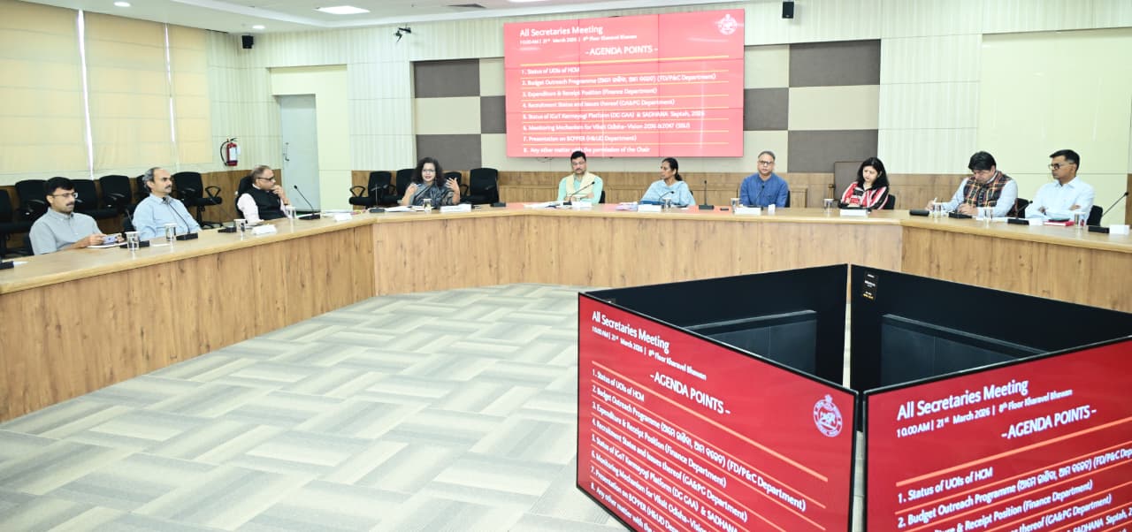 Odisha Chief Secy Reviews Financial Progress, Public Awareness Drive and Viksit Odisha Initiatives