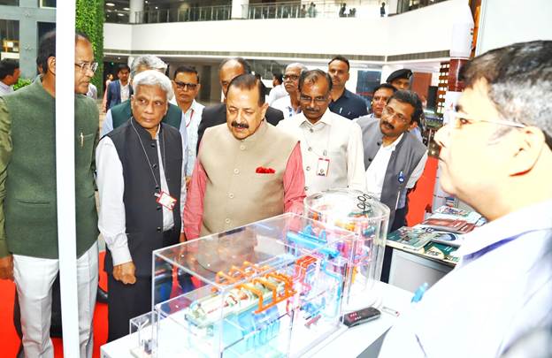 Dr. Jitendra Singh visits Exhibition Showcasing India’s Space, Nuclear and Strategic Mineral Capabilities