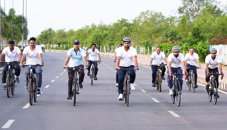 Odisha Govt Organises Cycling Rally Under ‘Cycle On Sundays’