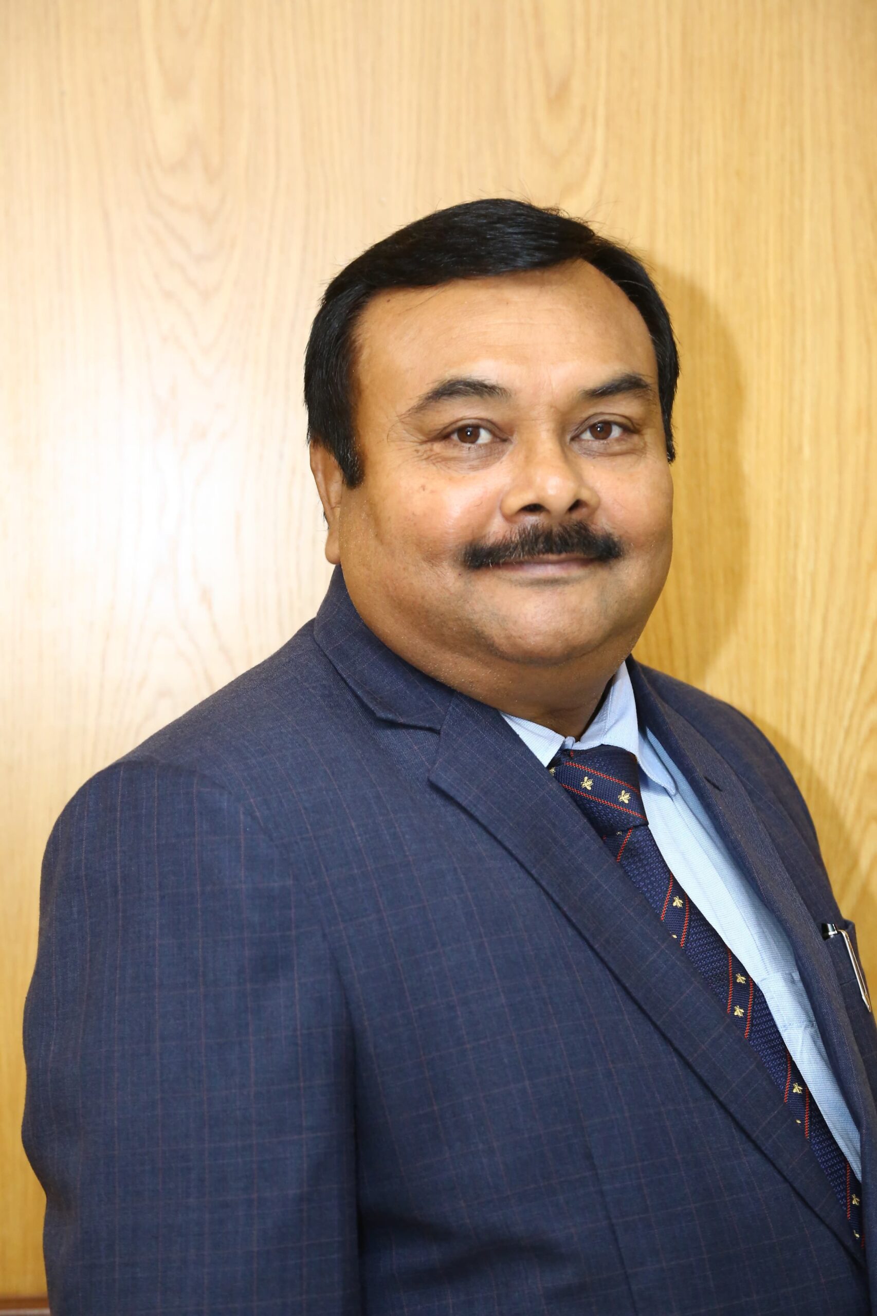 Vivek Nishant Nath takes charge as Director (Commercial), NMDC