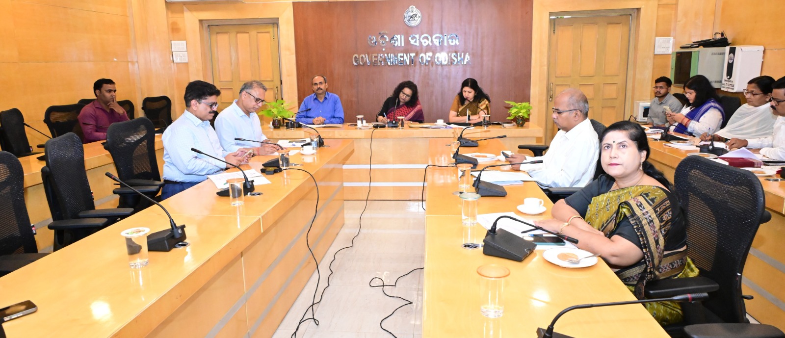 Chief Secretary, Odisha reviewed the performance of the State’s four power distribution companies