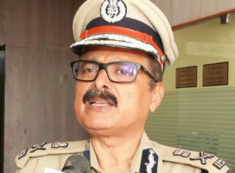 Shri Vinaytosh Mishra, the additional charge of Director General of Police