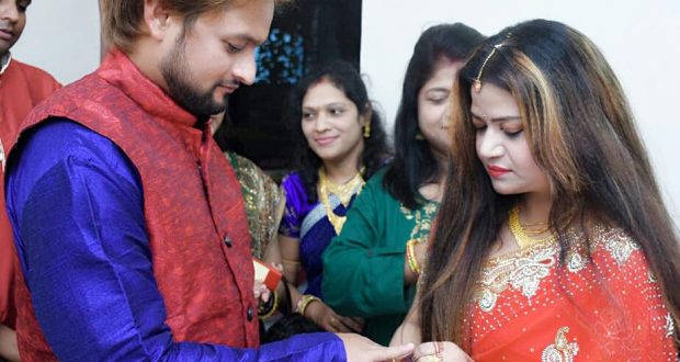 Ollywood Famous Playback Singer Tapu Mishra Got Engaged To Actor Deepak Pujahari Odisha News Times